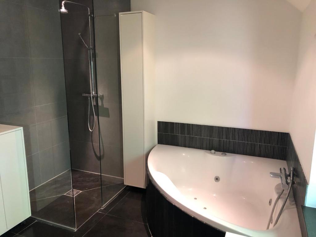 Landelijke Villa Met Zwembad En Gezellige Openhaard Zemst ภายนอก รูปภาพ