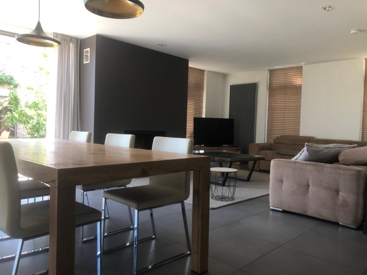 Landelijke Villa Met Zwembad En Gezellige Openhaard Zemst ภายนอก รูปภาพ